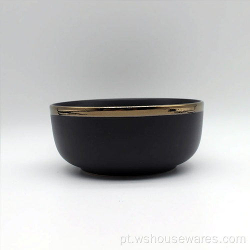 Design exclusivo preto e utensílios de mesa com borda de esmalte